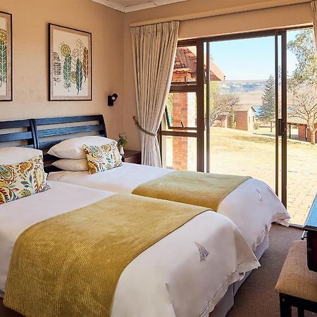 First Group Qwantani Hotell Harrismith Eksteriør bilde