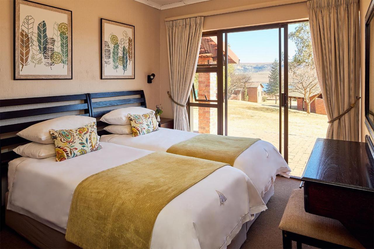 First Group Qwantani Hotell Harrismith Eksteriør bilde