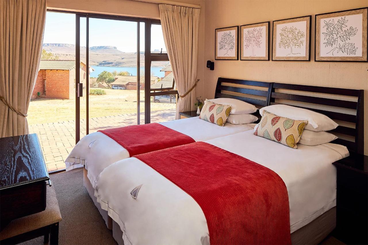 First Group Qwantani Hotell Harrismith Eksteriør bilde