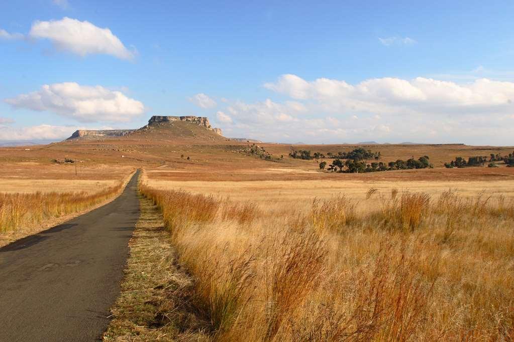 First Group Qwantani Hotell Harrismith Eksteriør bilde