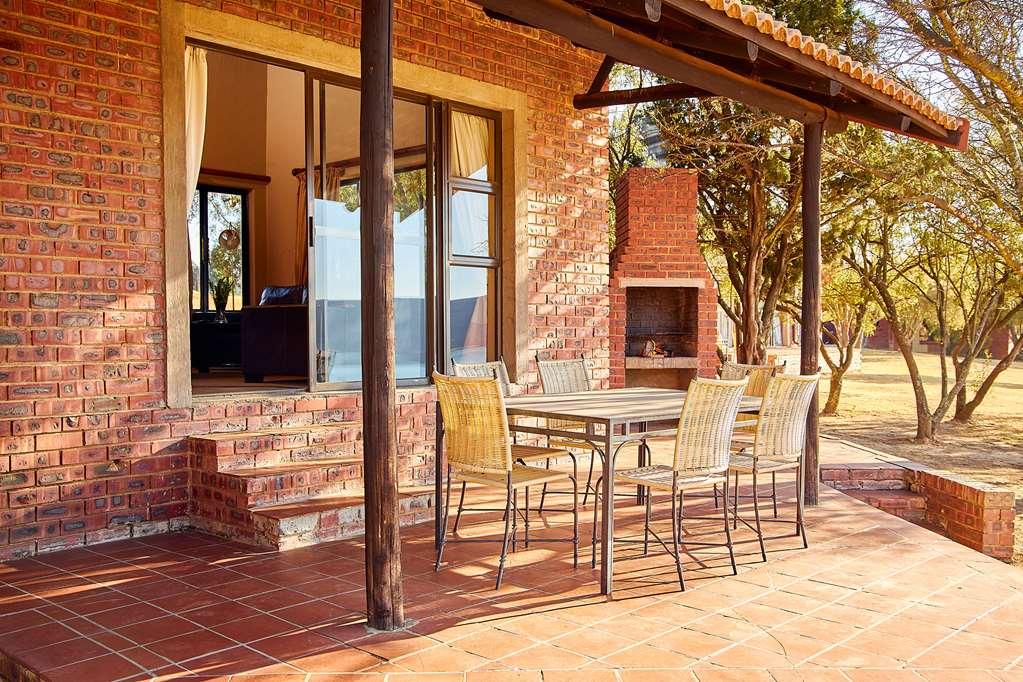 First Group Qwantani Hotell Harrismith Rom bilde
