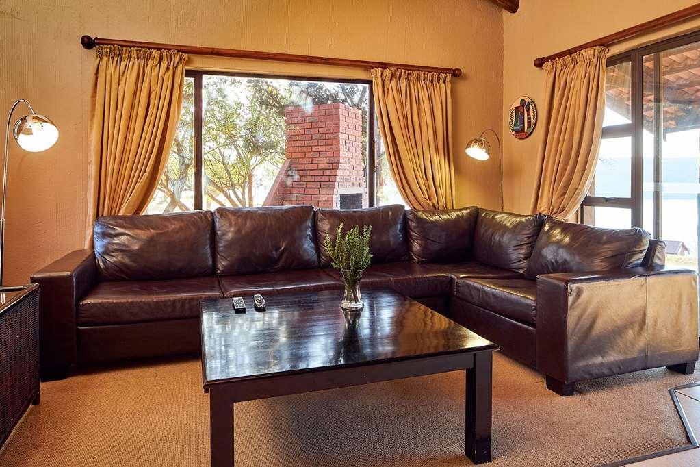 First Group Qwantani Hotell Harrismith Rom bilde