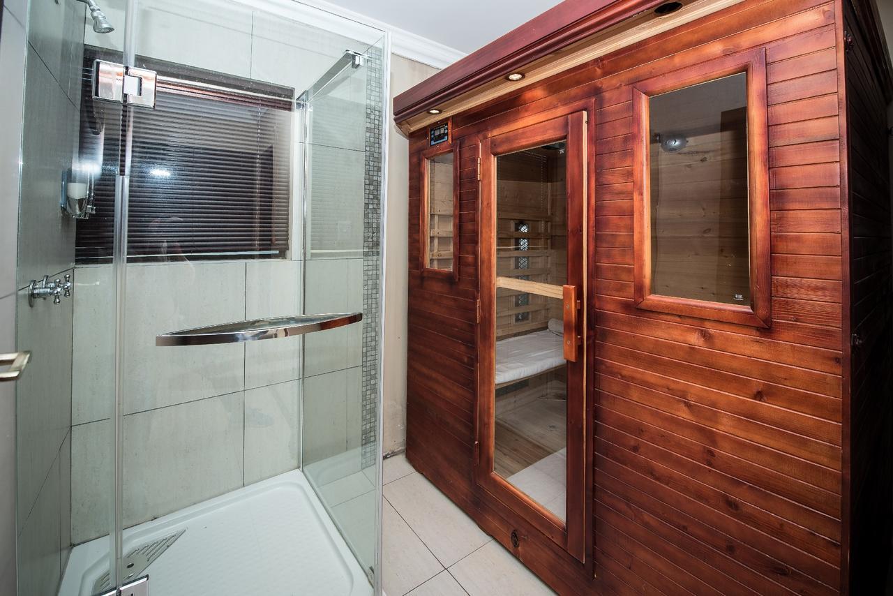 First Group Qwantani Hotell Harrismith Eksteriør bilde