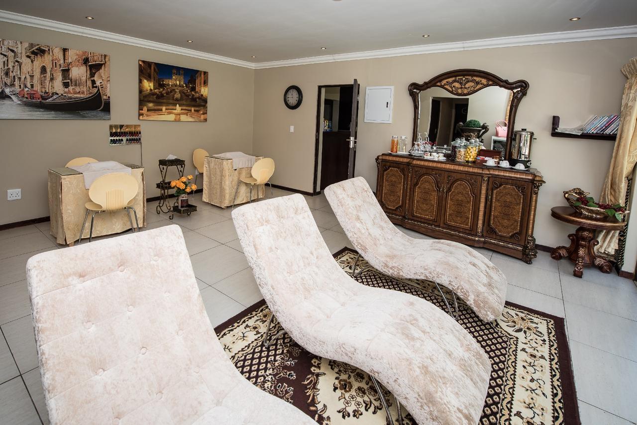 First Group Qwantani Hotell Harrismith Eksteriør bilde