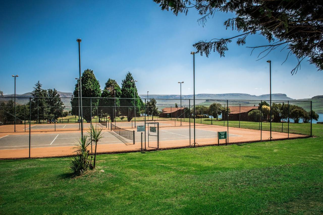 First Group Qwantani Hotell Harrismith Eksteriør bilde
